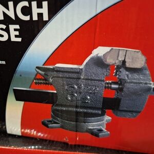 Heavy-Duty Black Bench Vise